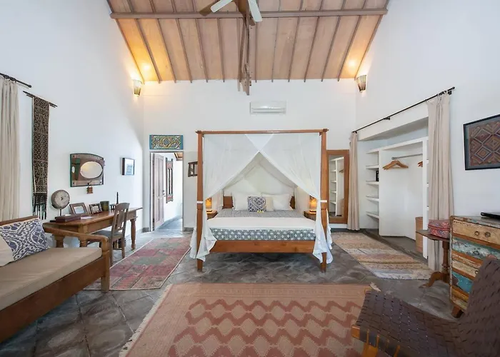 Gorgeous Balinese Designed 3 Bed Villa, Pick! * Seminyak (Bali)