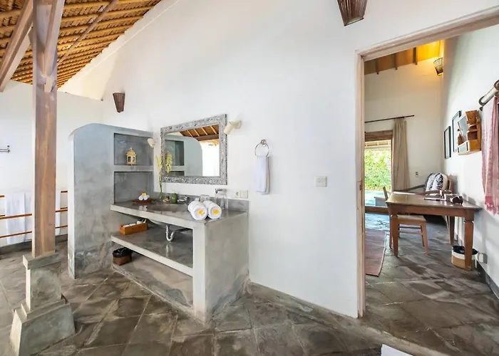 Gorgeous Balinese Designed 3 Bed Villa, Pick! Villa
