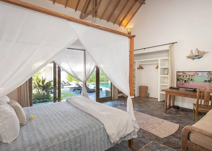 Gorgeous Balinese Designed 3 Bed Villa, Pick! Seminyak (Bali)