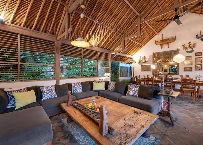 Gorgeous Balinese Designed 3 Bed Villa, Pick! Villa