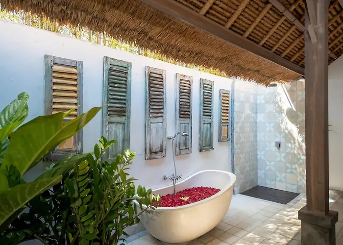 Villa Gorgeous Balinese Designed 3 Bed Villa, Pick!